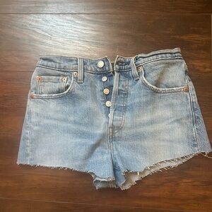 Levi’s 501 Skinny Cut Off Shorts